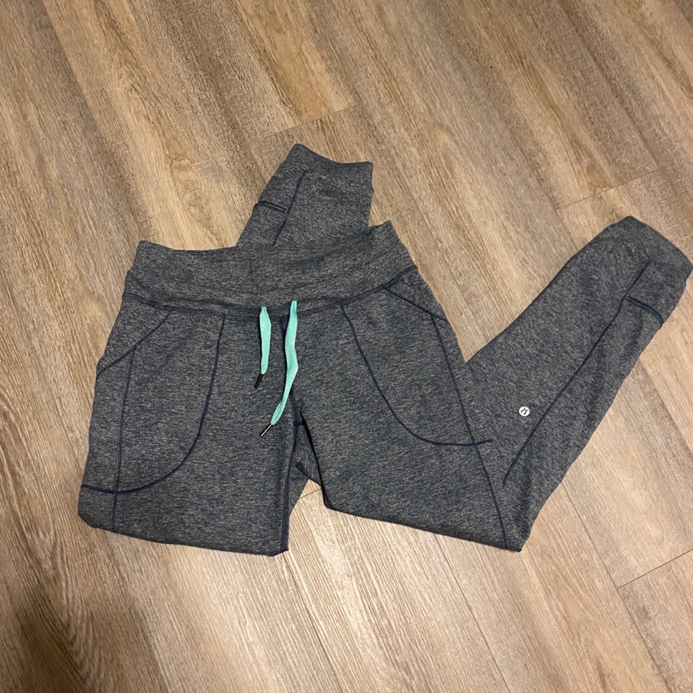 Lululemon joggers